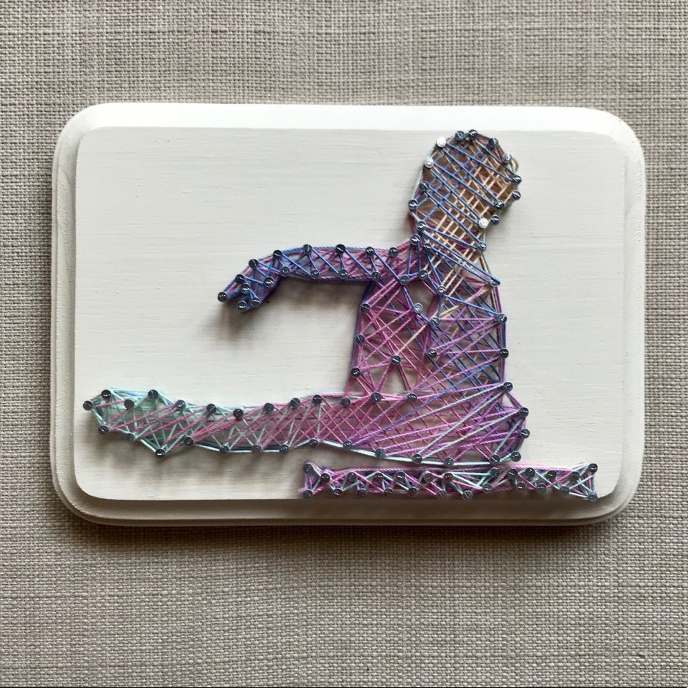 New string art Baton twirler